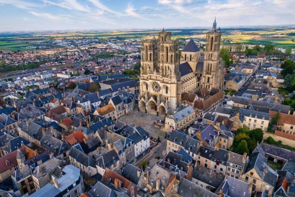 Appartement Jolie Vue Laon Eksteriør bilde